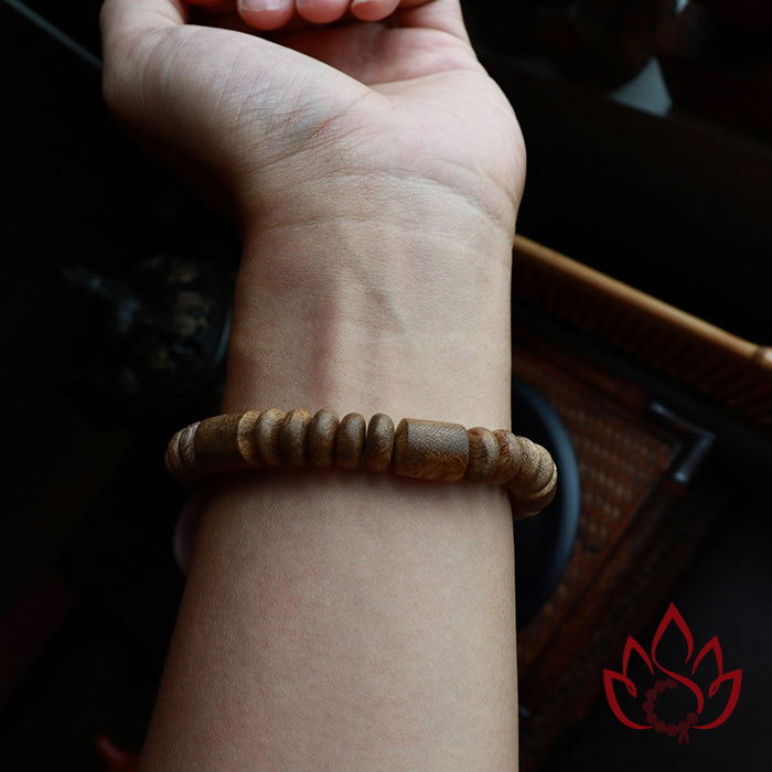 Vòng Trầm Hương Bất Quy Tắc | 10 Ly | Trầm Tốc Kiến Tự Nhiên Lâu Năm